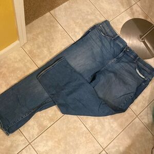 Torrid fill the fit bombshell straight, premium stretch light denim jeans